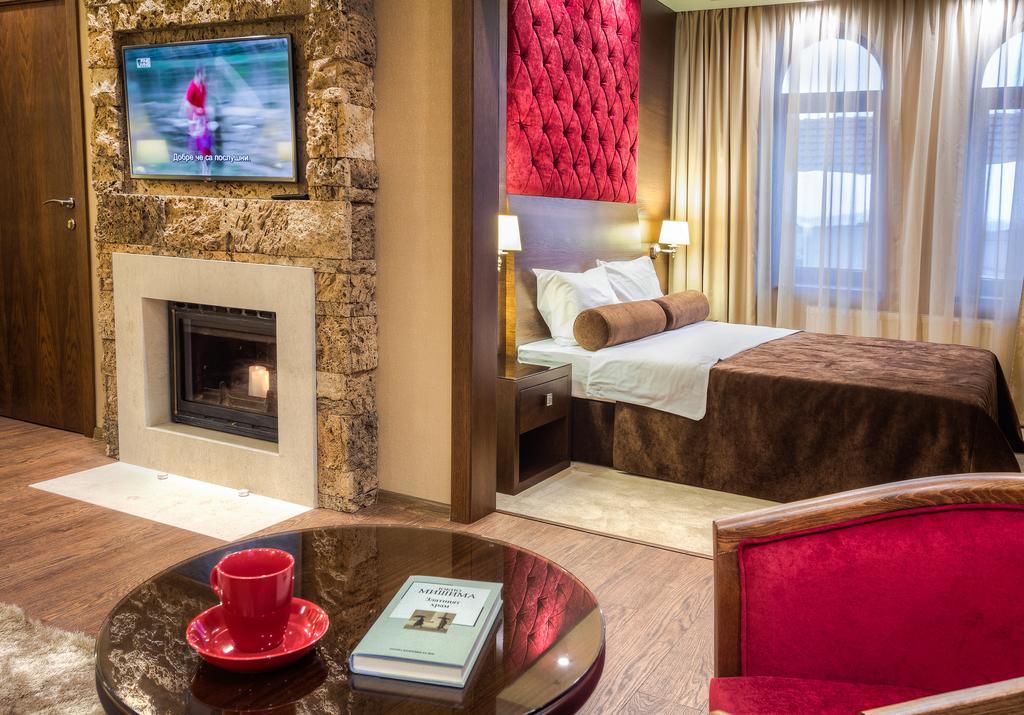 Family Hotel Strannopriemnitza Oreshak  Ruang foto