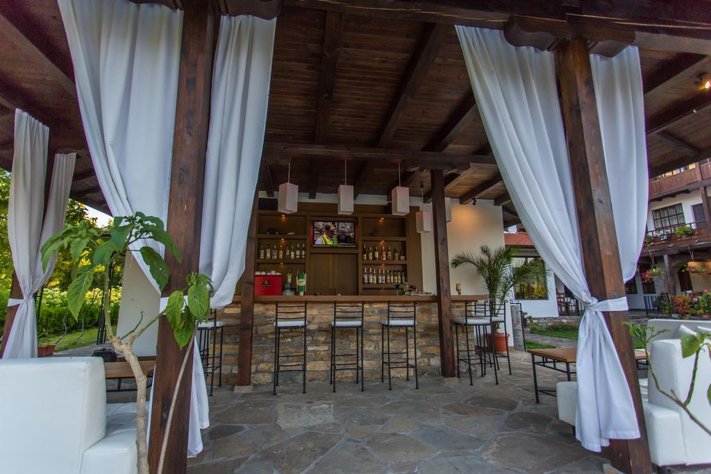 Family Hotel Strannopriemnitza Oreshak  Bagian luar foto