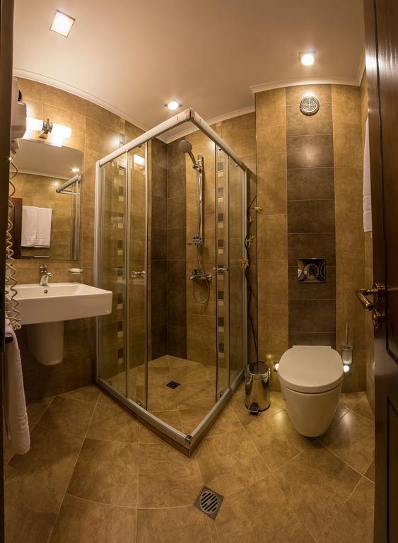 Family Hotel Strannopriemnitza Oreshak  Ruang foto